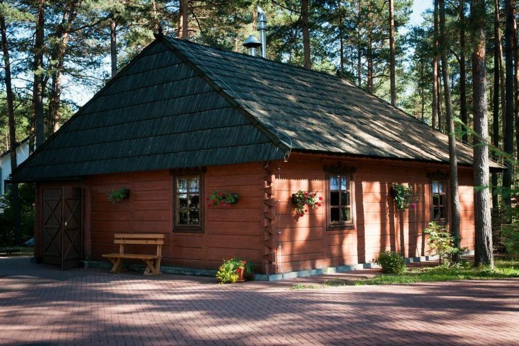 Centrum Szkolenia I Rekreacji Krasnobród Exteriér fotografie